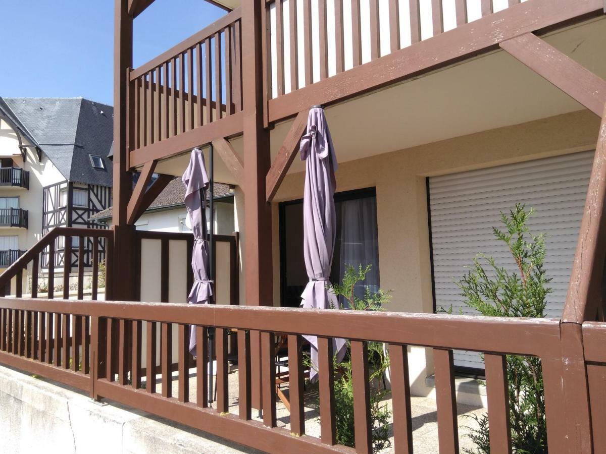 Appartements Blonville Centre Екстер'єр фото